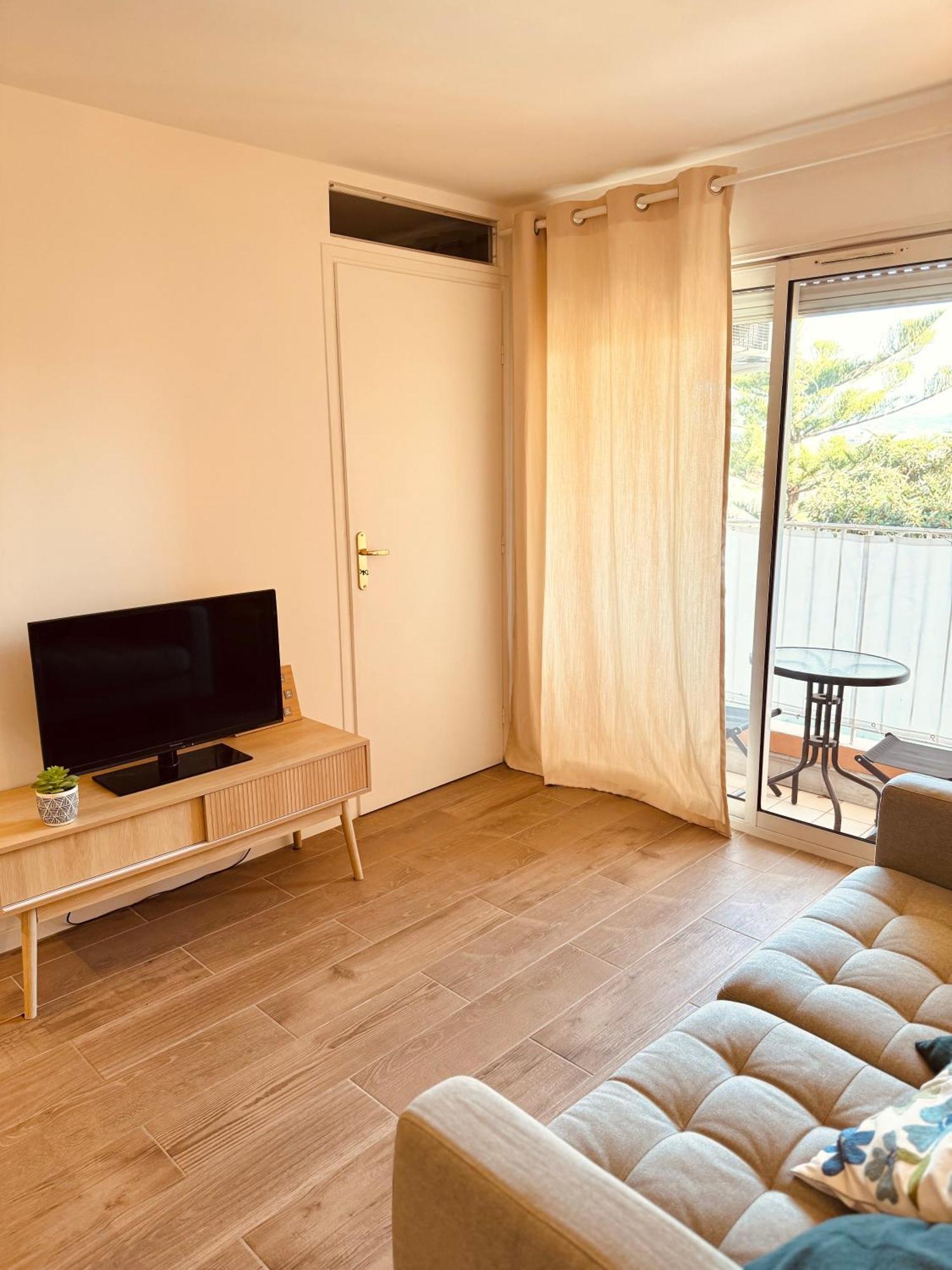 Claelle Appartment - 200M Beach Mandelieu Extérieur photo